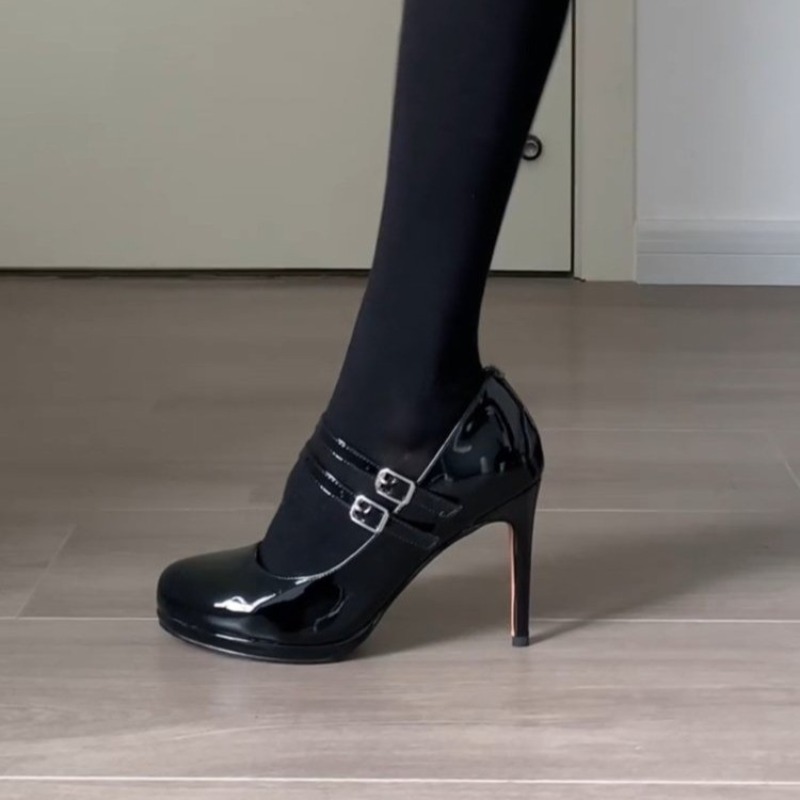 2025 Brand New Vintage y2k Bla - Patent Leather Pump ulasan dan harga