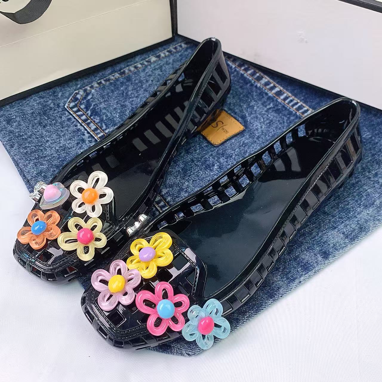 Fashionable Women's Shoes Jell - Jelly Sandal Women ulasan dan harga