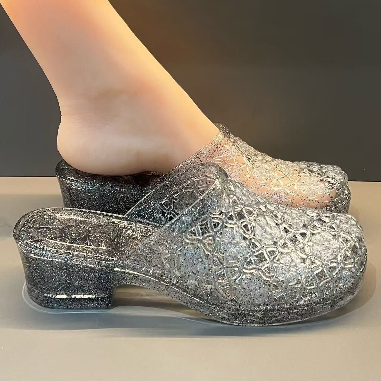 New Sparkling Cut-outs Sandals - Jelly Sandal Women ulasan dan harga