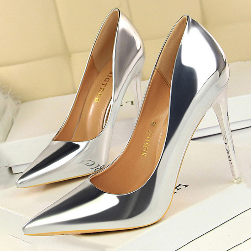 BIGTREE Shoes Woman Pumps Pate - Patent Leather Pump ulasan dan harga