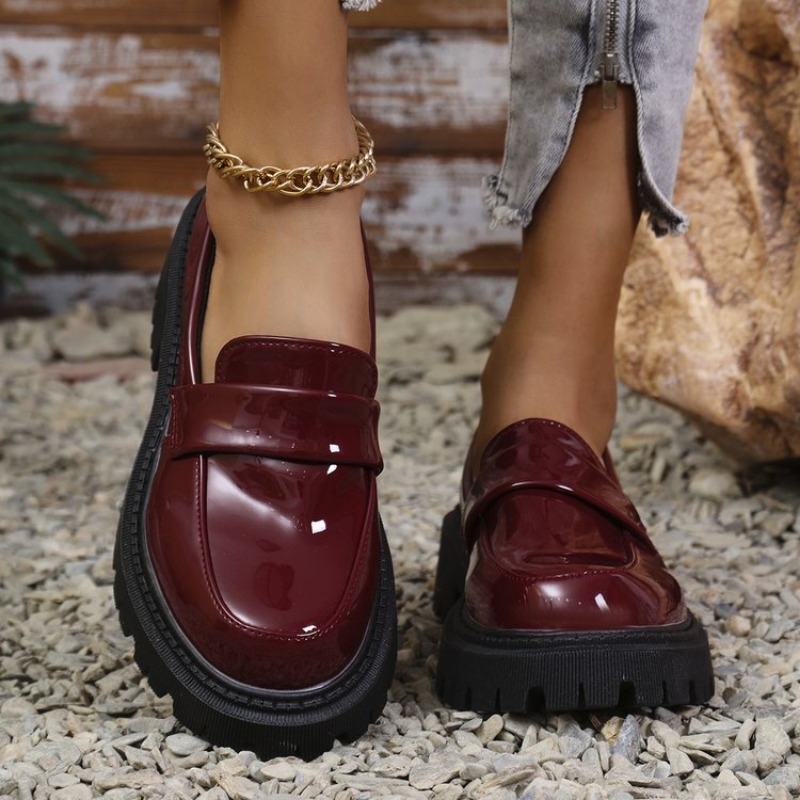 Patent Leather Med Heel Loafer - Patent Leather Pump ulasan dan harga